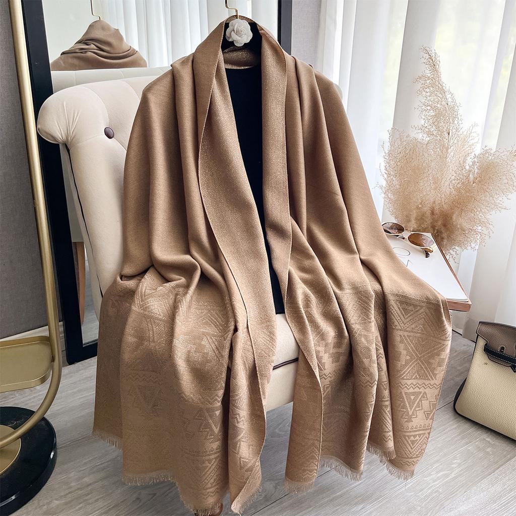 Ethnic Style Shawl Cape Women Travel Photo Wearing Warm Thickened Cape