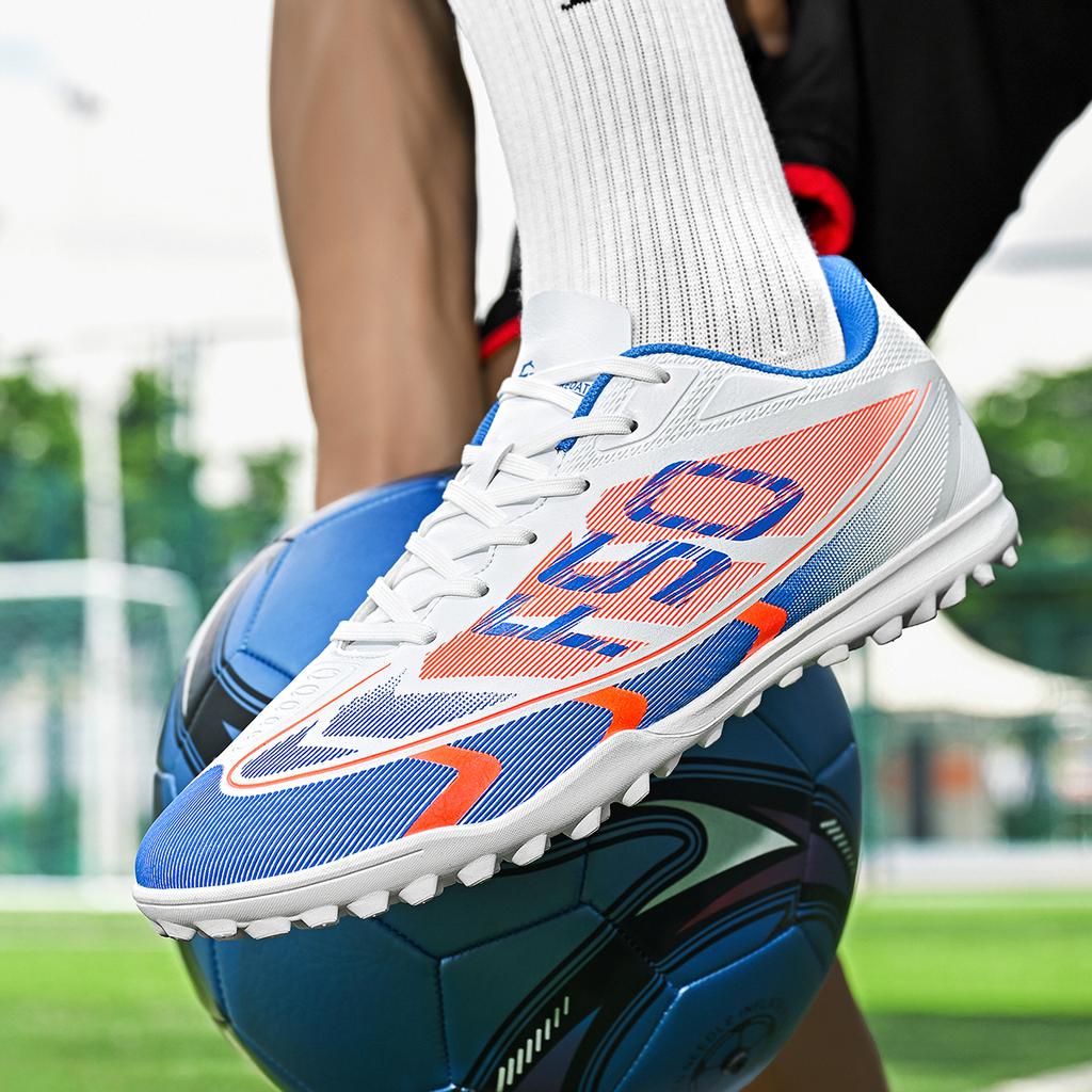 Popular Low-top Football Boots, Broken Nails, TF and Spikes FG Unisex Styles, 2 Colors To Choose From, Breathable and Non-slip