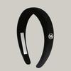MOMET [Gift Wrapping] Circle Hairband Black Suede