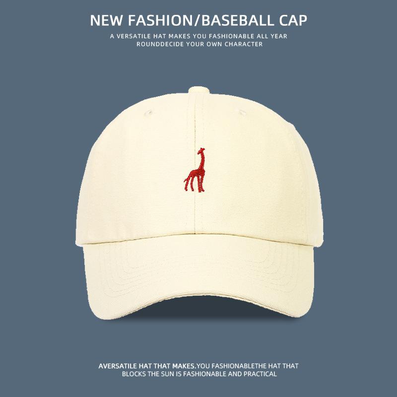 Simple American Retro Giraffe Embroidered Baseball Hat for Women Trendy Korean Couple College Style Soft Top Baseball Cap