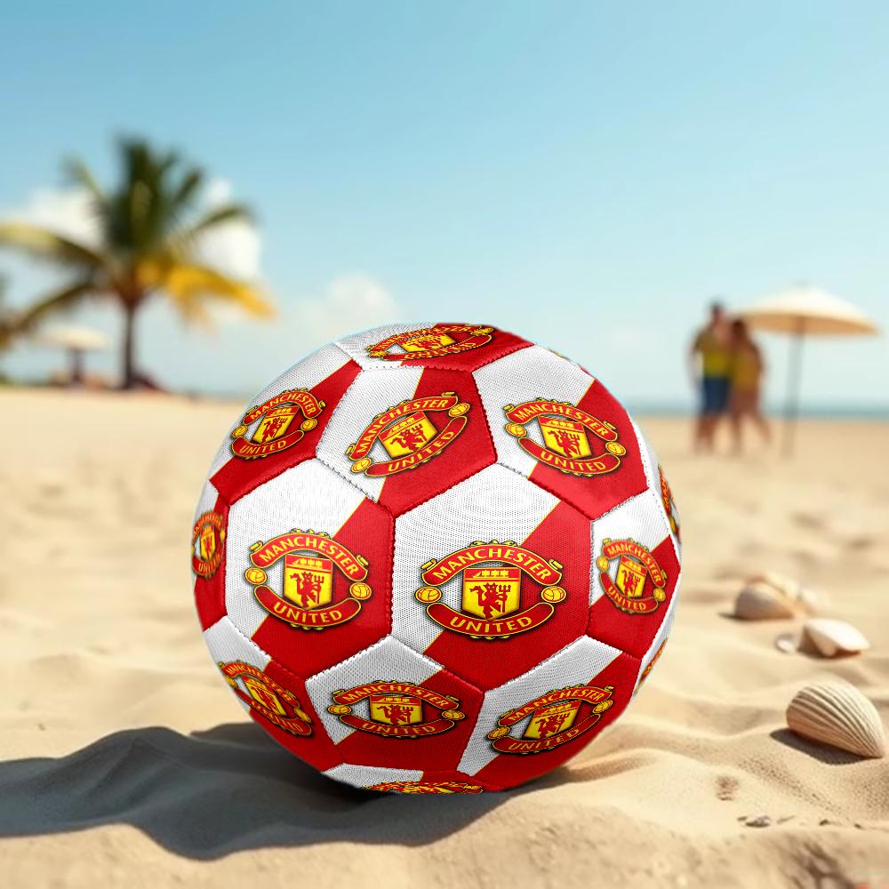 Manchester United Theme Size 5 Soccer Ball, Suitable for Both Indoor and Outdoor Matches, a Gift Suitable for Everyone.