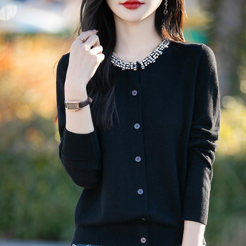 Autumn And Winter New Silk Wool Cardigan Women'S Crew Neck Crystal Diamond Sweater Loose Knit Backing Jacket Top