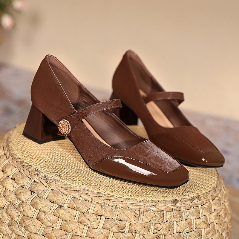 Fashion One Line High Heels for Women 2025 New Style Square Toe Thick Heel Mary Jane Single Shoes Large French Red Wedding Shoes Pumps