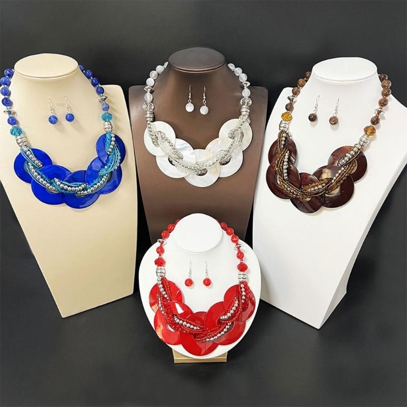 Elegant Shell Jewelry Set With Geometric Design Lightweight Sturdy For Daily Wear And Special Occasions Multiple Color Options