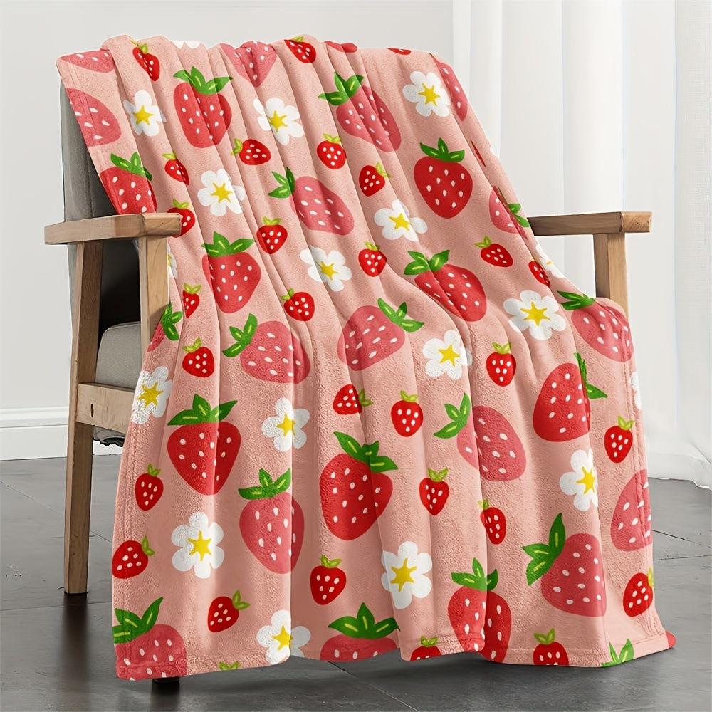Strawberry Pattern Collection digital-printed polyester Bedroom velvet flannel cover blanket Fleece sofa cover blankets for beds