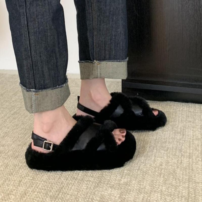 2025 NEW Thick Bottom Slippers Women's Autumn Winter New Style Warmth Cross   Leisure Rubber Bottom Ladies Slippers