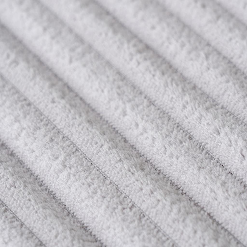 Coral Fleece Bath Towel, Thickened and Enlarged 90 * 170, Covering The Body. Adult Quick Drying and Absorbent Swimming Gift Bath Towel