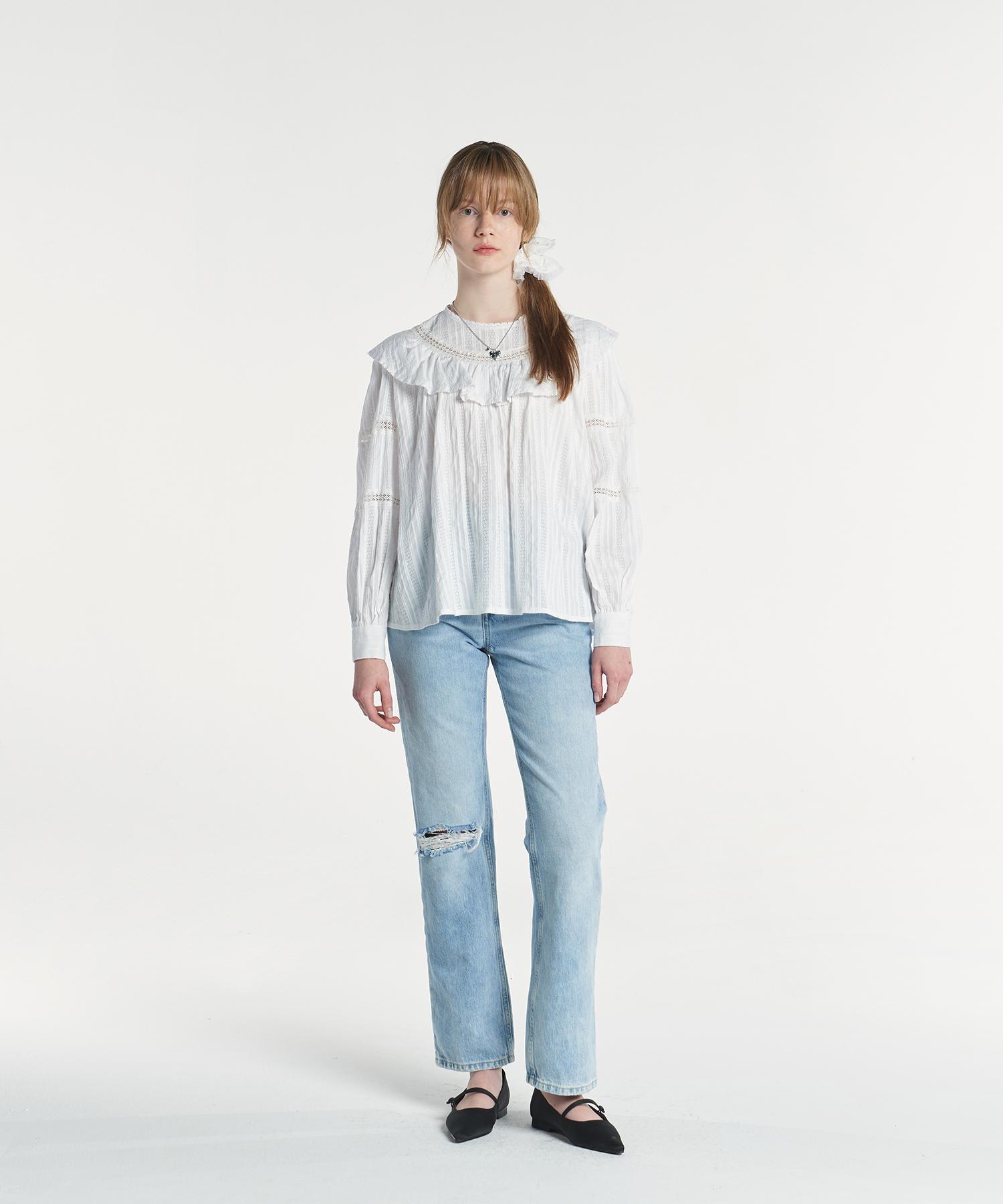 Margarine Fingers Lace Trimming Blouse (White)