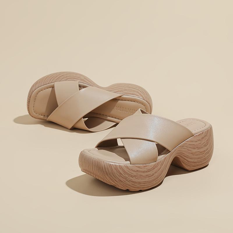 Retro Vacation Style Soft Bottom Cool Slippers Women's Summer New Cross with Thick Bottom Slope Heel Wear High Heel Roman Sandals