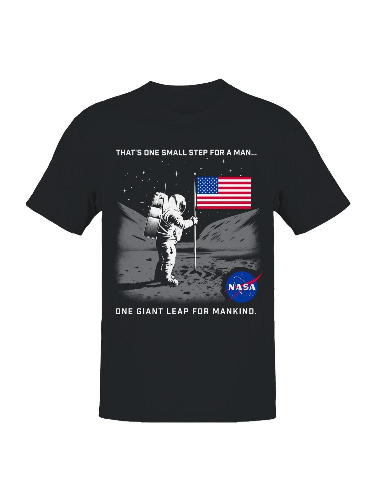 Officially Licensed NASA Moon Landing Astronaut Poster Men s T-shirt 4XL