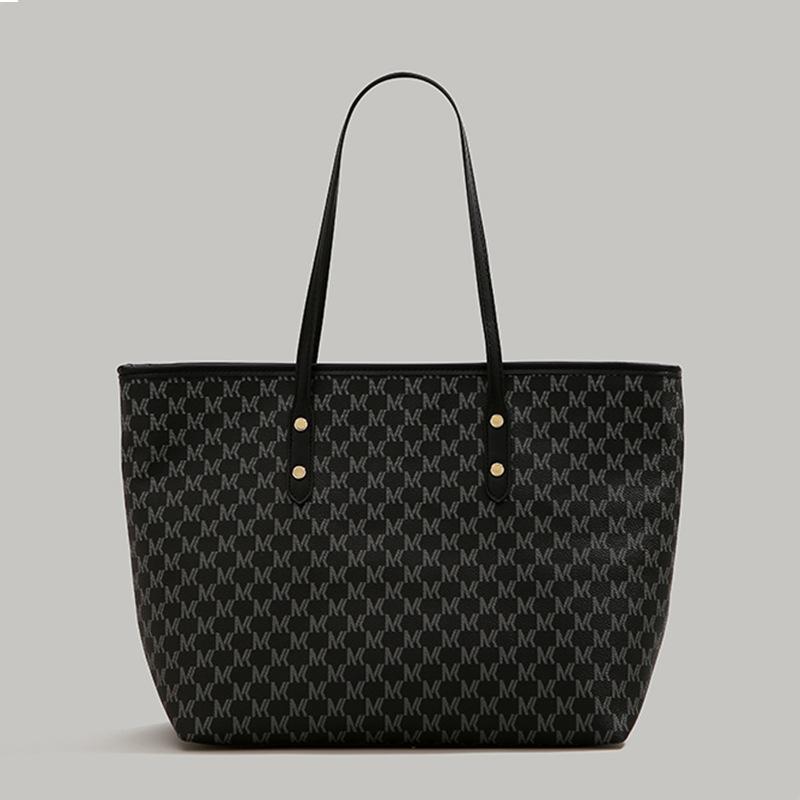 High-end large-capacity bag women's 2025 new trendy niche versatile commuter bag fashionable one-shoulder tote bag