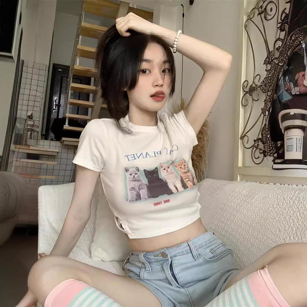 2024 Sommer Damen Katzen-Print Slim Fit Weißes Crop Top - Süß & Würzig Kurzärmeliges Trend-T-Shirt
