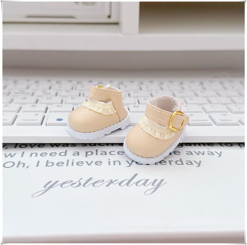 First, Second, and Third Generation Labubu Doll Clothes & Accessories Set: Includes 17cm and 10cm Doll Clothes, Crossbody Bag, and Hair Clip.