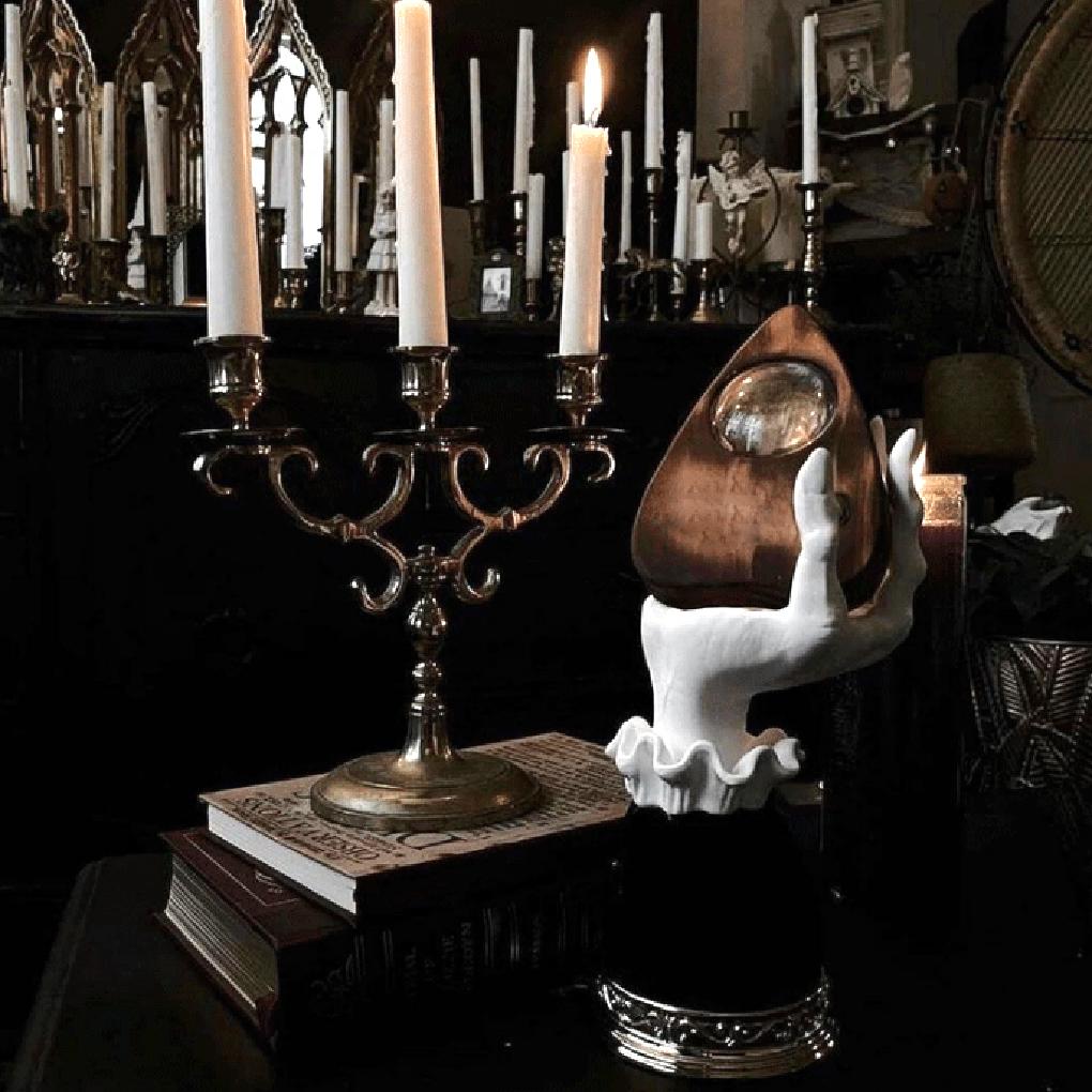 Candlestick Halloween Hand Palm Shaped Candle Holder Stand Table Decoration for Haunted House