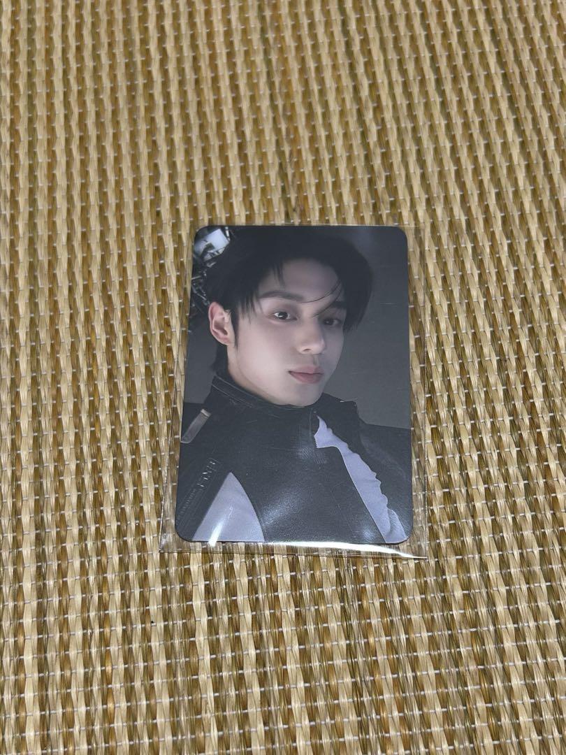 

[USED] ZB1 Jiwoon Seoul Concert CG V Trading Card