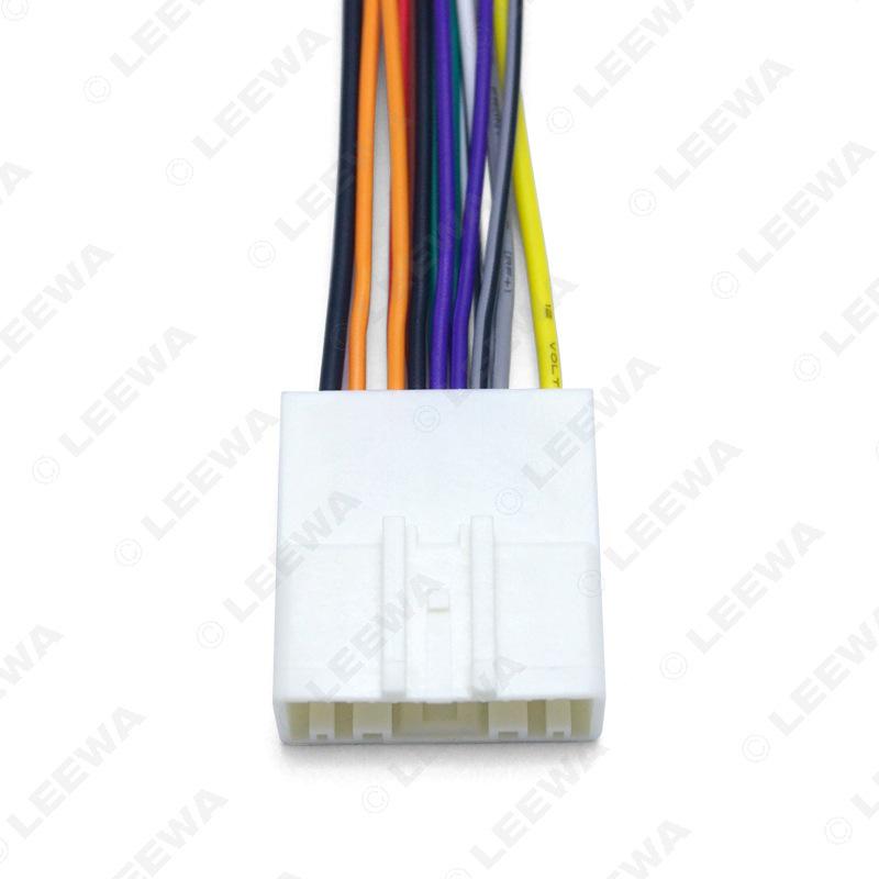 Nissan Tiida/Livina/Sunny 15-Pin Car Radio CD/DVD Wiring Harness Connector