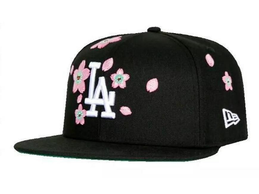 

Модна перегонова кепка 4S: Регульований козирок/Бейсболка з червоною вишивкою для чоловіків та жінок Adjustable