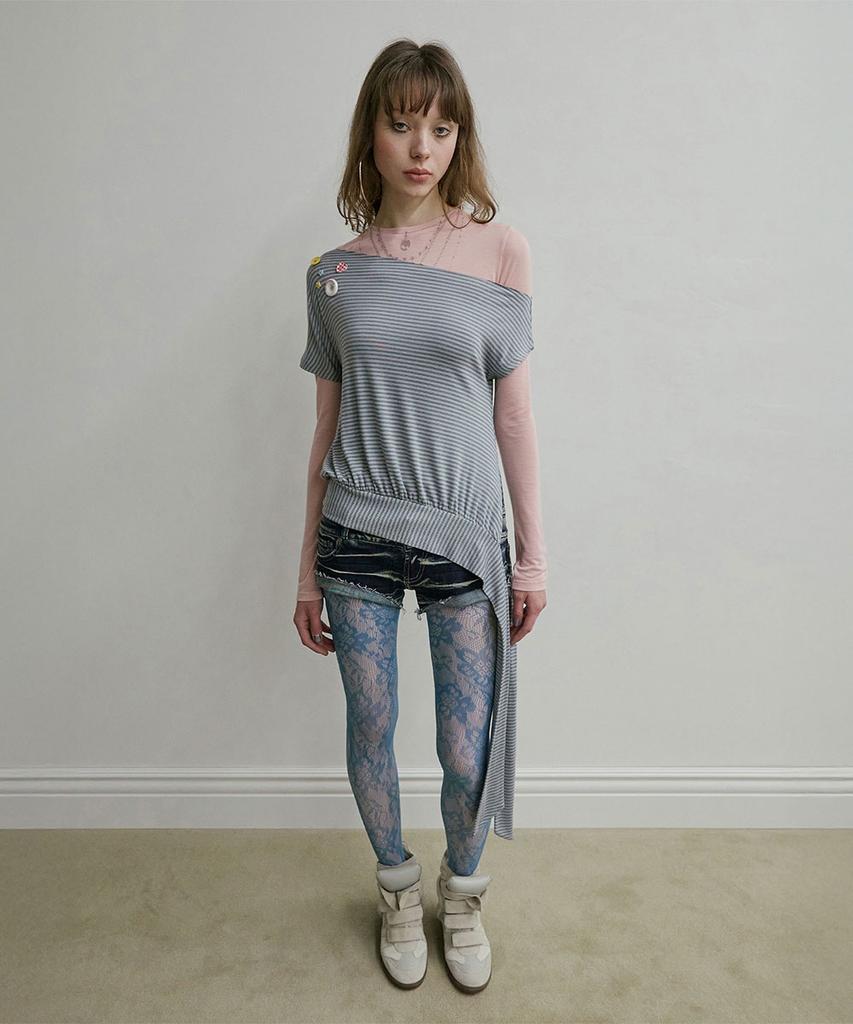SCULPTOR Off-Shoulder Button Tee Dusty Blue