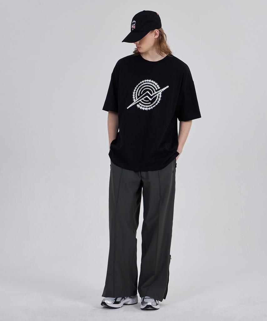 Kallapataleu Front Logo Loose Fit T-Shirt - Black