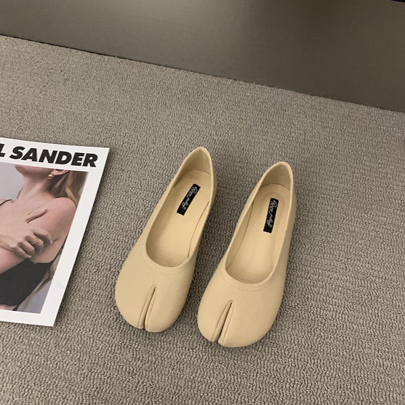 

Bailamos Женские балетки 2025 Новая летняя мода Балетки с раздельным носком Женские слипоны Балетки в корейском стиле Мягкие слипоны Лоферы 35