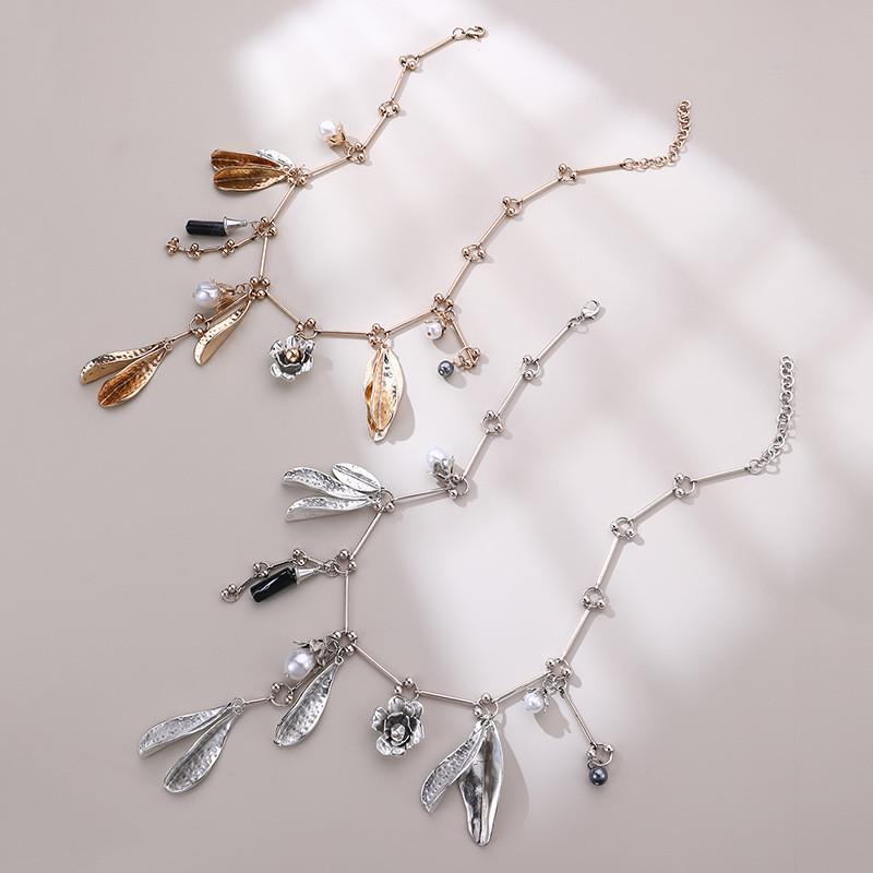 Punk Geometric Pendant Necklace For Women Winter Fashion With Alloy Material