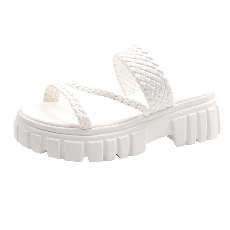 Slippers Korean fashion 2025 summer new outer wear Roman daily foreign style comfortable height increase niche sandals women