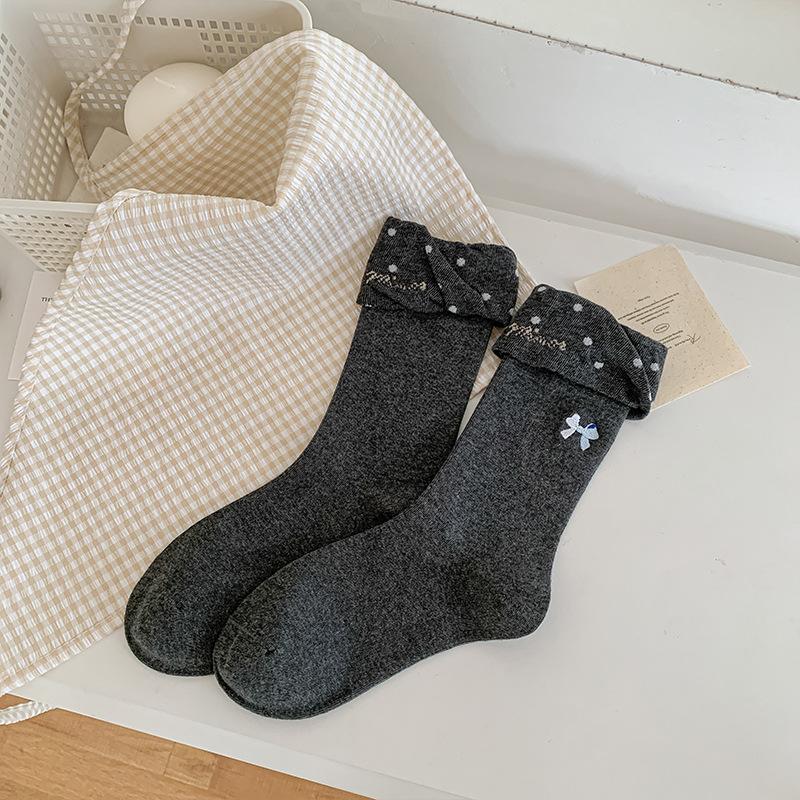 Female Autumn New Lovely Embroidery Sweet Polka Dot Flanging Tube Stack Socks