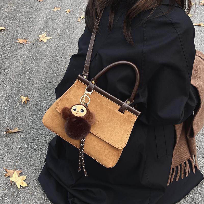 

2025 new business commuter handbag shoulder bag, light luxury high value high quality messenger women s bag 24*10*17 коричневый