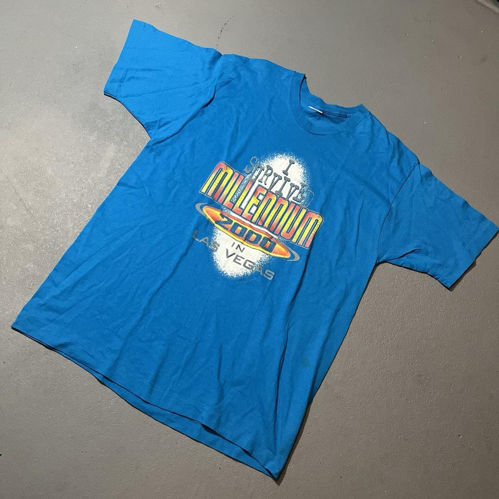 2000 “I Survived Millenium” In Las Vegas Size Large Unisex T-Shirt