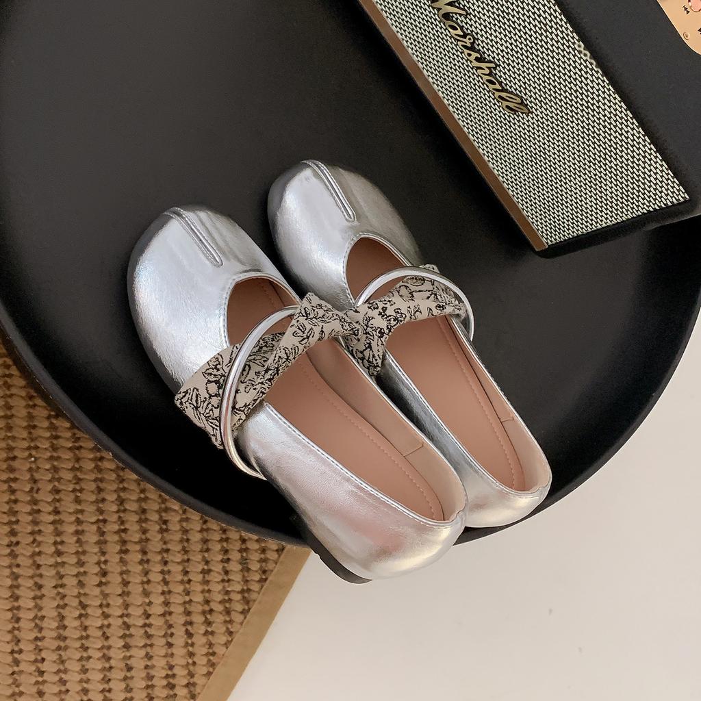 Ballet Single Shoes Women's New Versatile Small Fragrant Style Mary Jane Small Leather Shoes Invisible Height Increase Cm