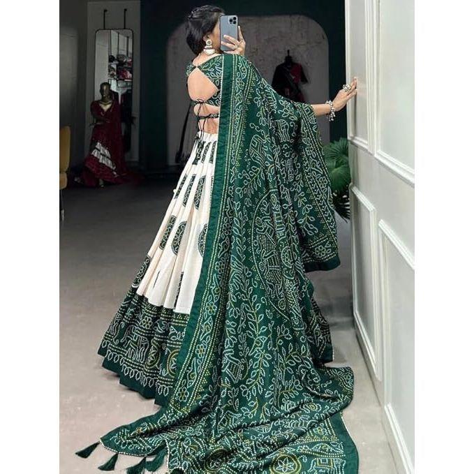 Dames Bandhej Trykt Tussar Silke Lehenga Choli Sett, Usydd Bluse