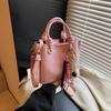 Hand Carrying Simple Bucket Bag Women's Commuting Shoulder Bag New Trendy Fashion Messenger Bag Trendy