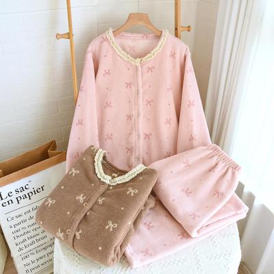 Women's Thick Flannel Winter Pajama Set: Warm Long Sleeve Top & Loose Pants for Home or Outdoor Wear In Spring & Autumn