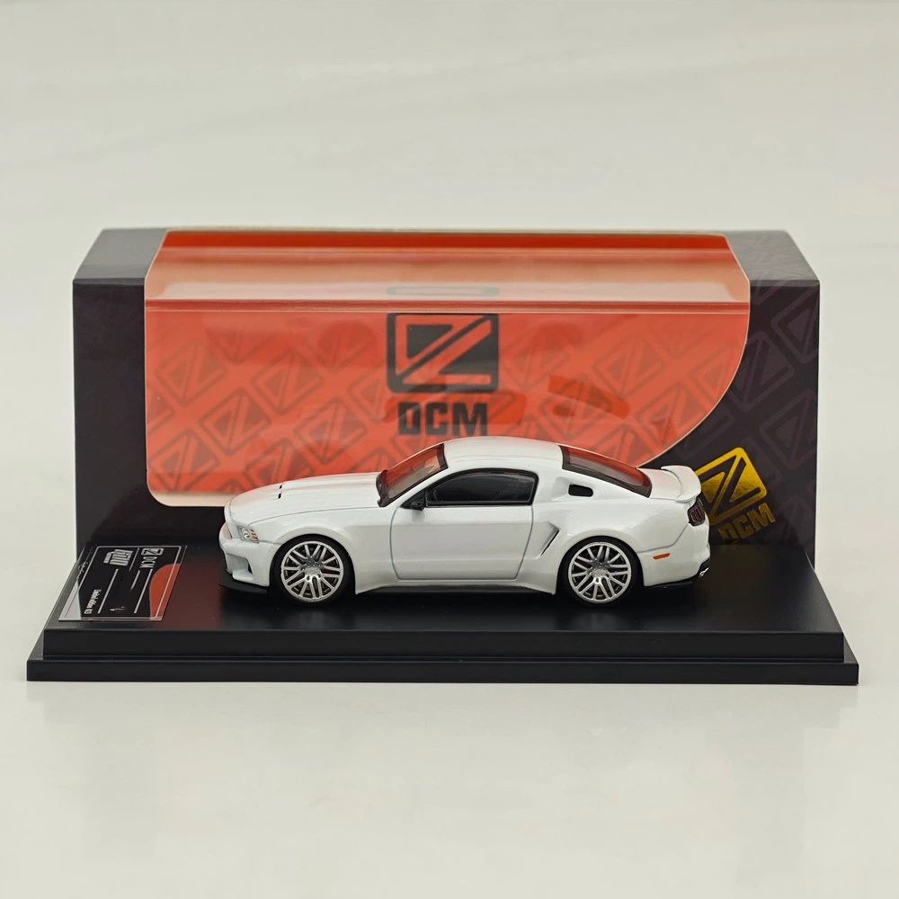 

GDO Hunter x DCM 1:64 Silver & White 2014 Wild Horse GT Modified Version Metal Diecast Model Car Miniature for Collection белый
