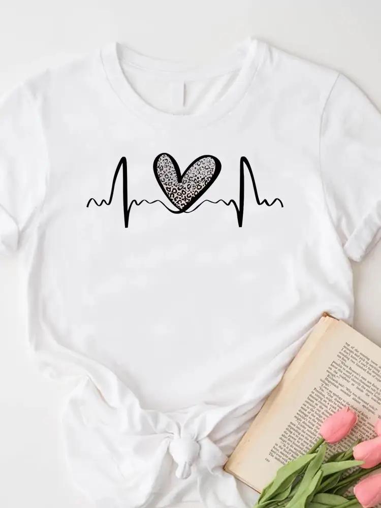 

Love Heart Trend Tee Top Graphic T-shirts T Female Short Sleeve Tshirts Clothing Casual Wear Lady Women Fashion Clothes S