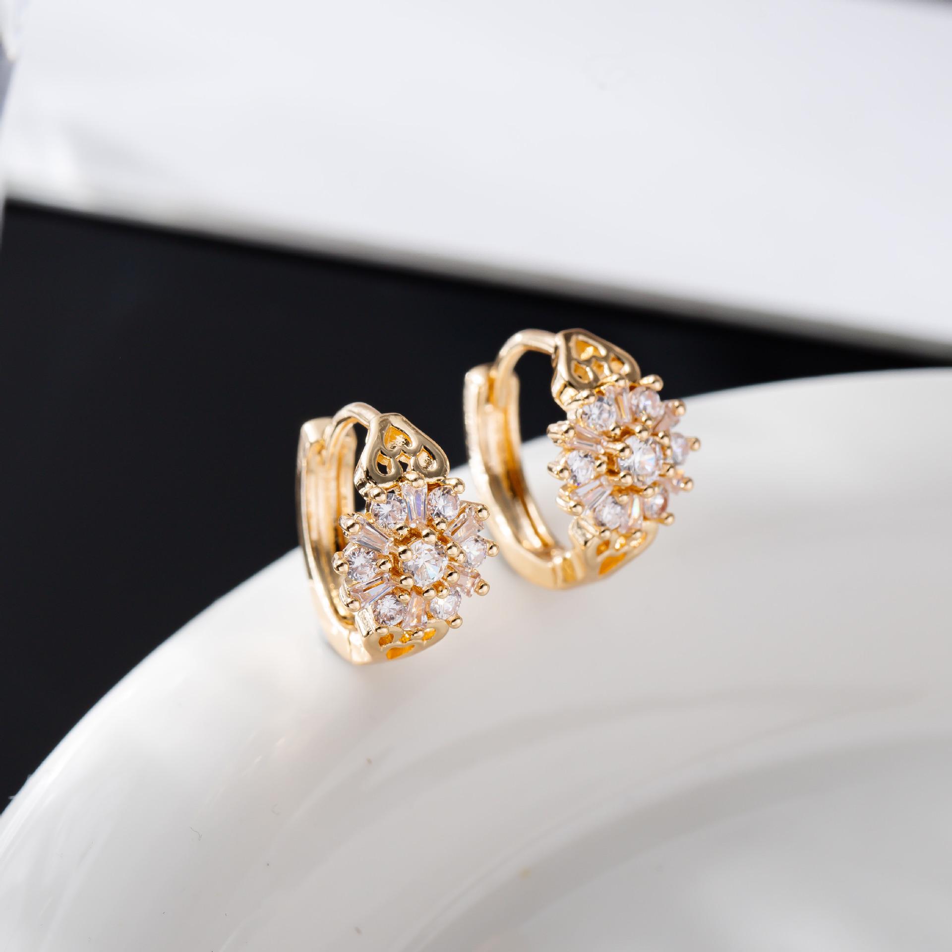 French Snowflake Zirconia Earrings: Elegant Hollow Design with Light Luxury Appeal