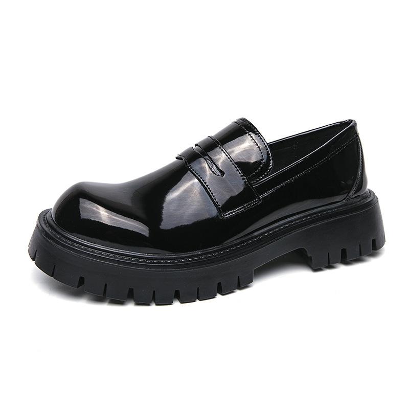 

Large size small leather shoes, one pedal for teenagers, loafers, platform black fashion men s casual leather shoes, one piece 2025. 45