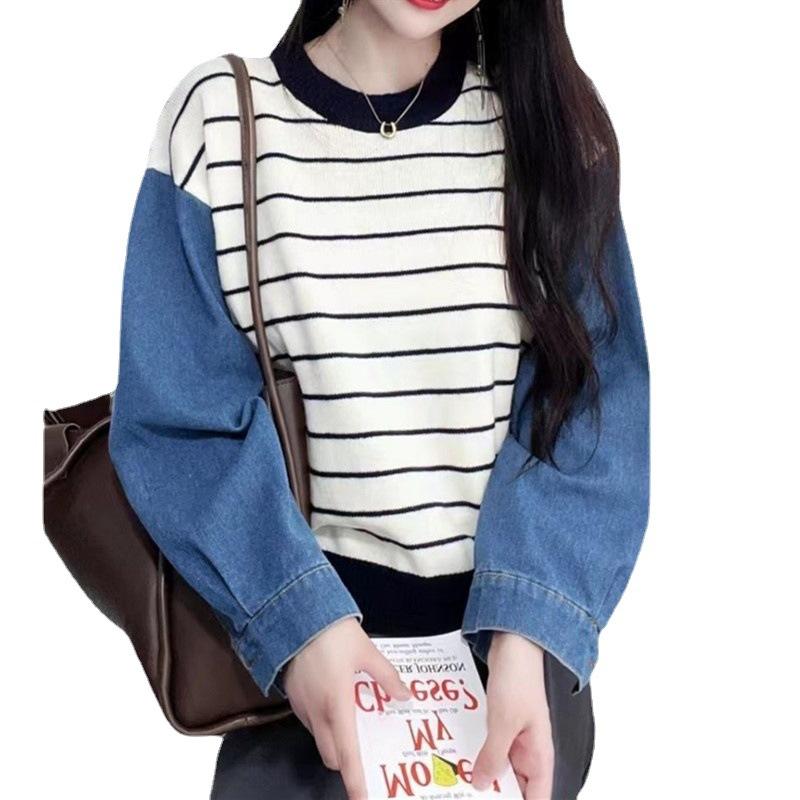 Round Neck Striped Denim Sleeve Patchwork Knitted Sweater for Women Autumn and Winter Loose Outerwear