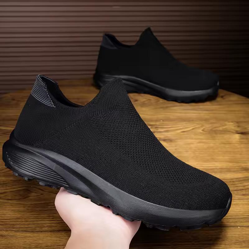 Spring and Summer Outdoor Anti Slip Walking Men Shoes Casual Sports Shoes Breathable Tennis Shoes Wide Foot Socks Sneakers