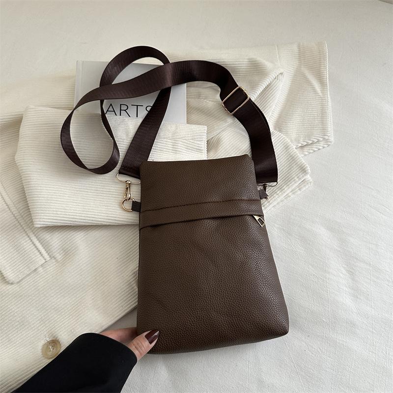 

Премиальная сумка женская осенняя новая сумка-подмышка для通勤, модная простая нишевая дизайнерская сумка через плечо