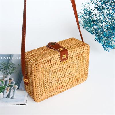 Square Shape Straw Messenger Bags Women Hand-craft Rattan Bag Woven Beach Travel Handbag