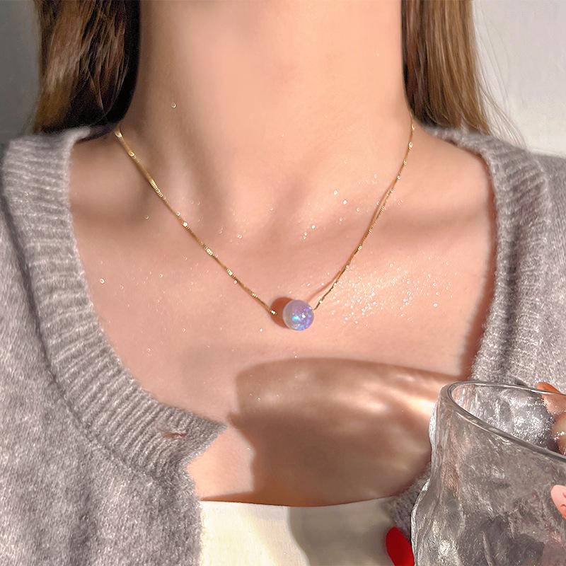 Simple Temperament Golden Beanie Necklace Female