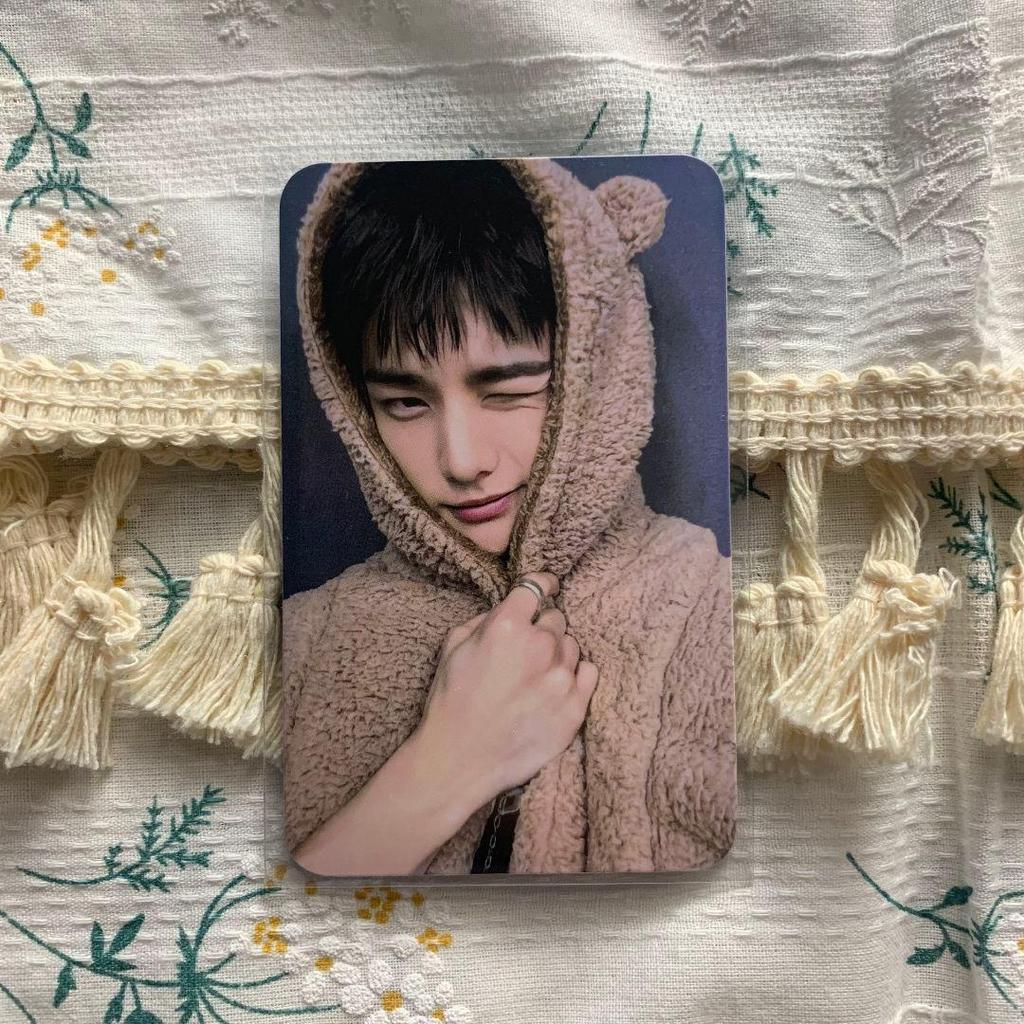 [USED] StrayKids KARMA Fans Hyunjin Purchase Bonus Trading Card