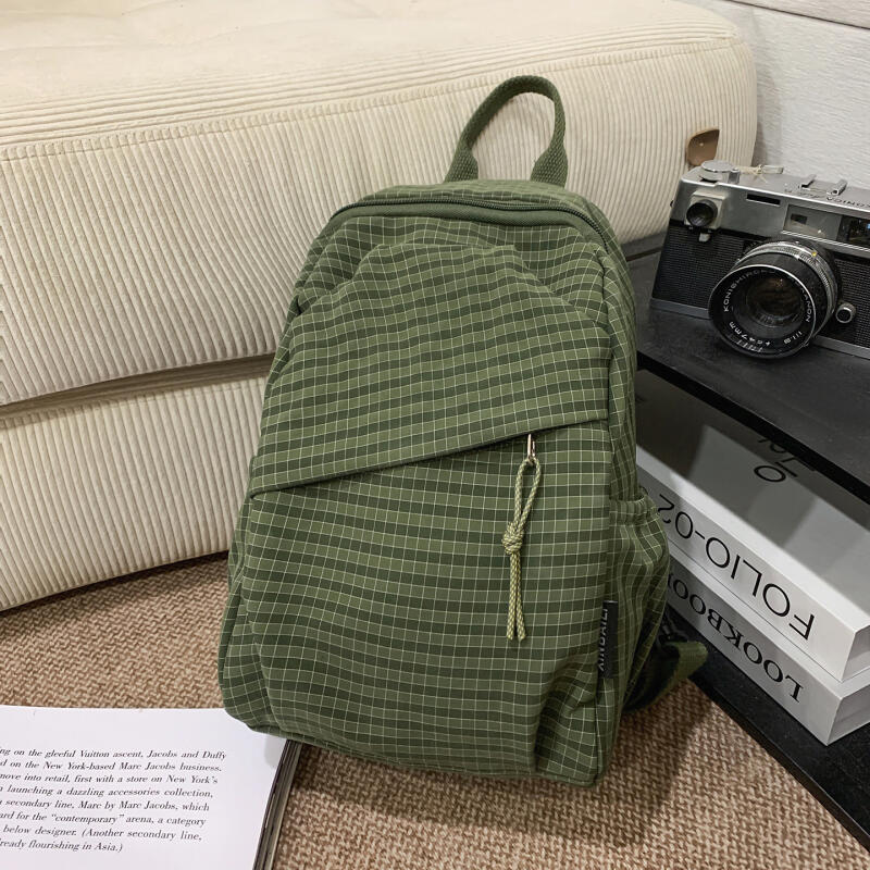Small Checkered Backpack for Men and Women Fashion Casual Mini Backpack with Zipper Pockets