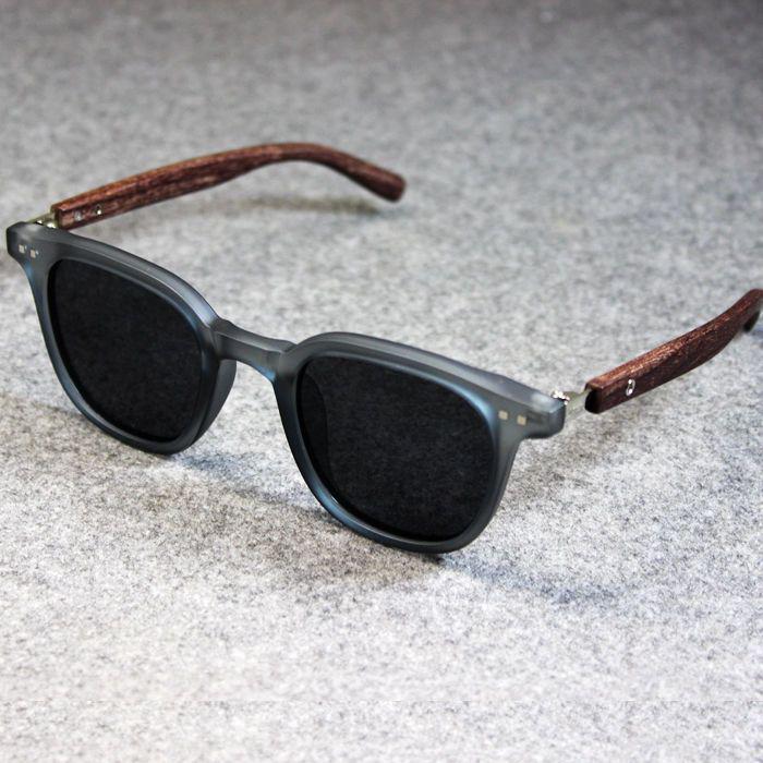 2024 HD Anti-UV Sunglasses with Metal Studs & Wood Grain Arms for Men & Women.