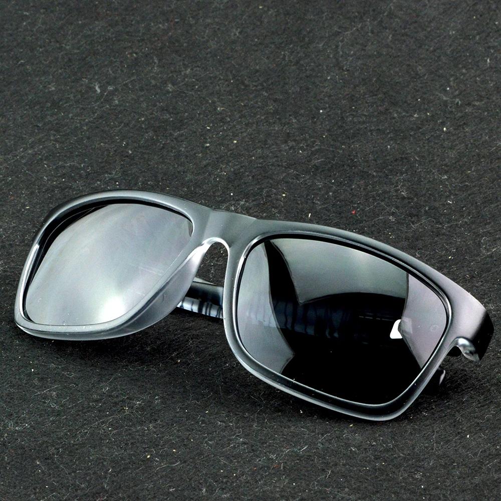 Gray Panther Veil Polarized Square Sunglasses Men Black Frame With Patterned Temple Modern Luxury Design For Outdoor
