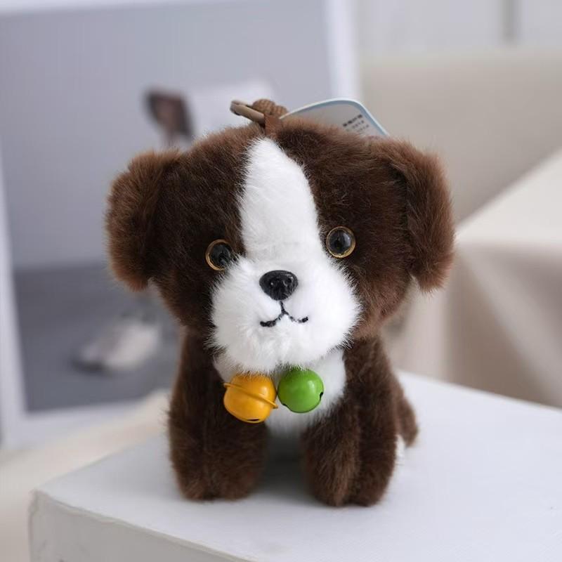 Niedlicher Hunde-Plüsch-Schlüsselanhänger aus weichem Kurzflorstoff für Geschenke und Taschen-Dekoration