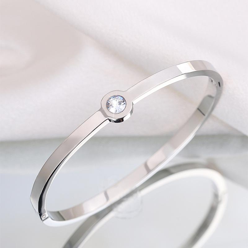 New Opening Women s High-end Simple Antioxidant Light Luxury Bracelet 17CM