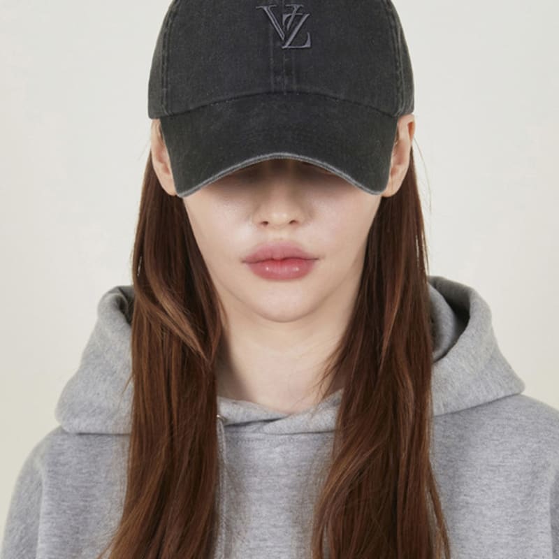 

VARZAR 3D Monogram Pigment Overfit Ball Cap Black FREE