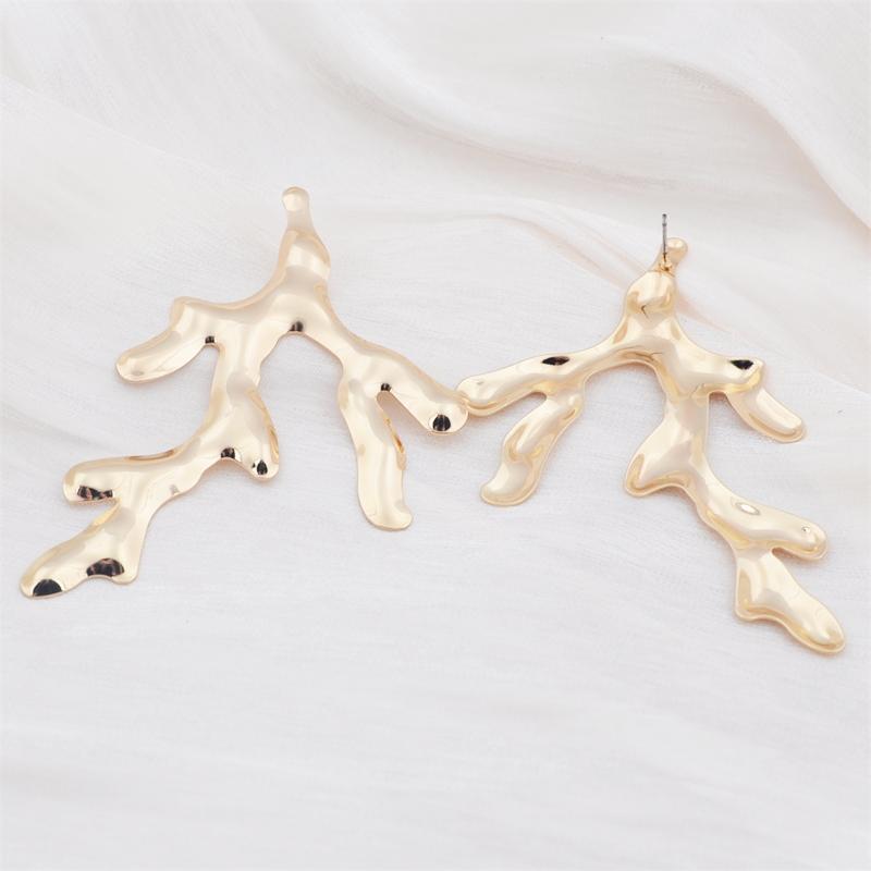 Sweet Big Branch Pendant Golden Smooth Earrings for Women Temperament Sweet Korean Design Jewelry